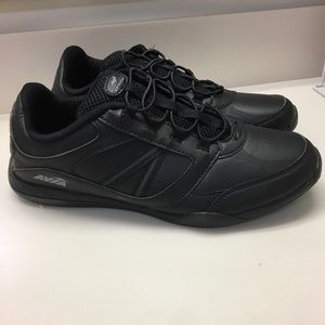Black Slip Resistant Sneakers